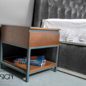 Κρεβάτι καπιτονέ κομοδίνο